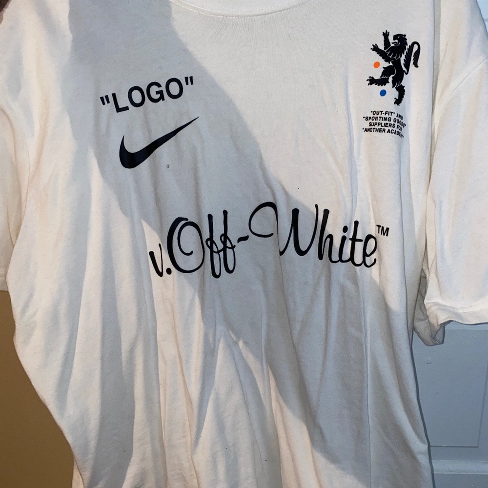 Off white x Nike t shirt size Xl